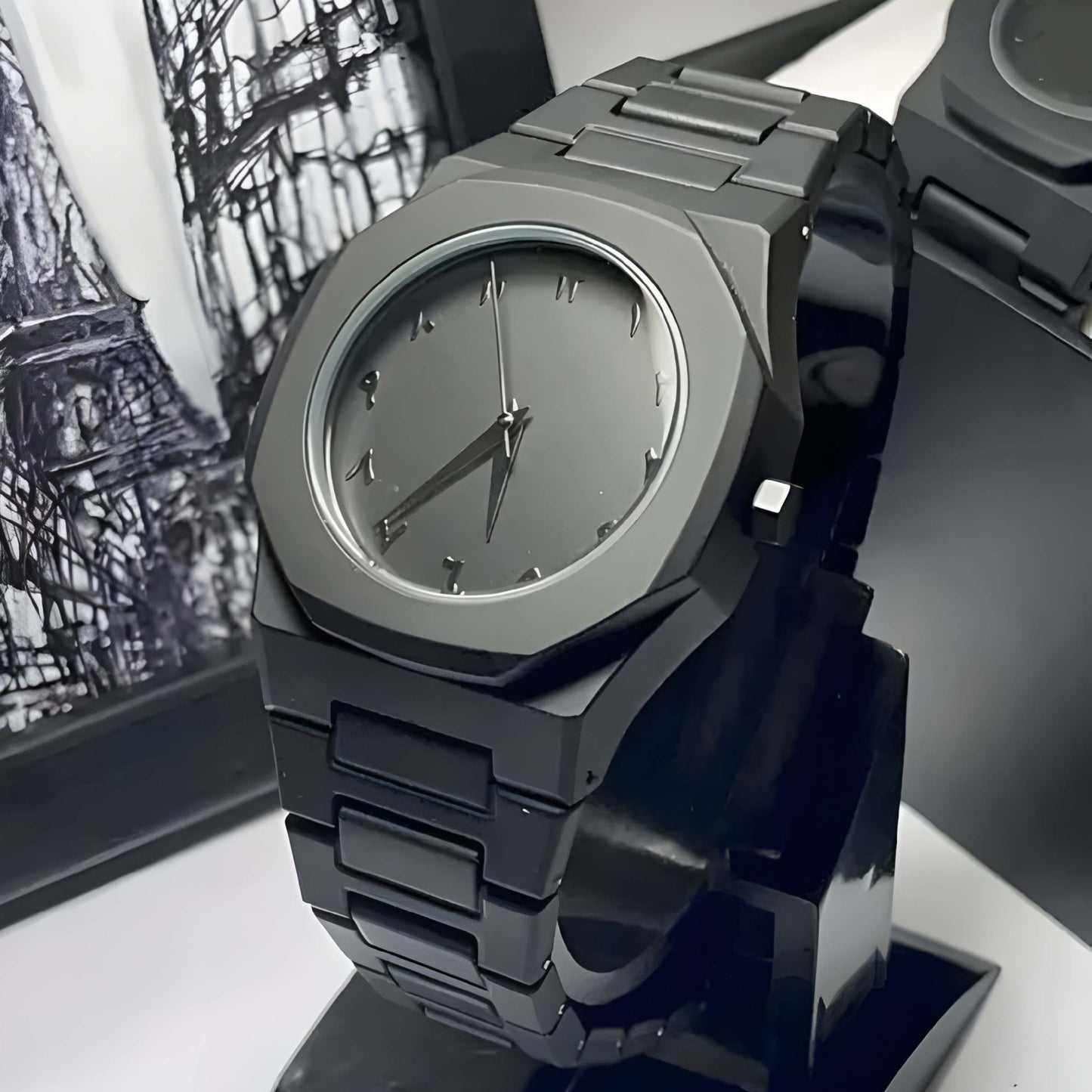 Arabic Aura Watch – Elegant Black Wristwatch with Arabic Numerals for Men & Women