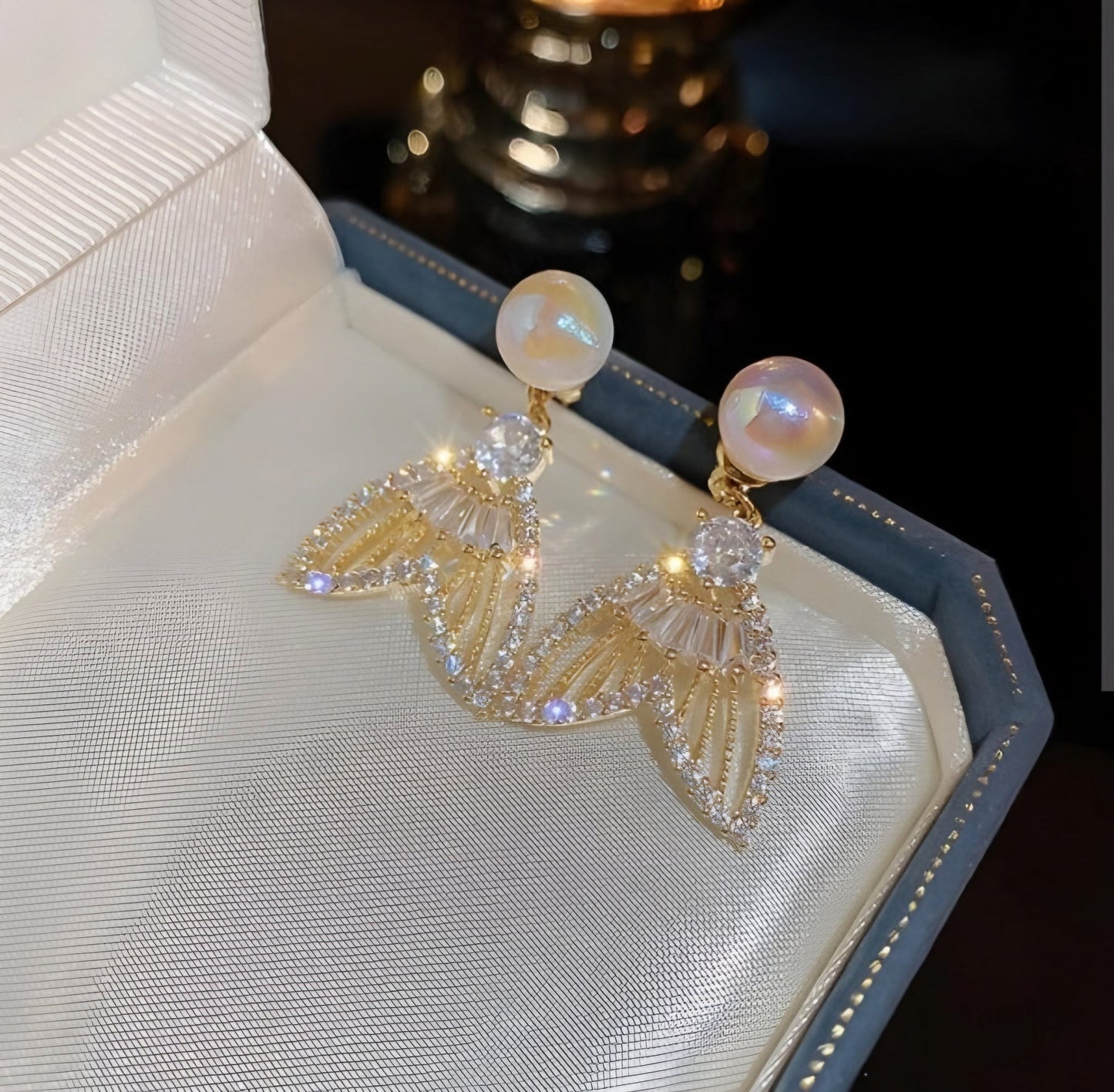 Golden Fishtail Luxury Sparkling Crystal Rhinestones Pearl Earrings For Women Girls